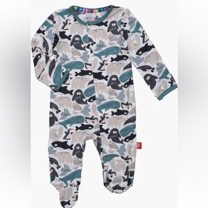 NWOT Magnetic Me Seas & Greetings Print Footie